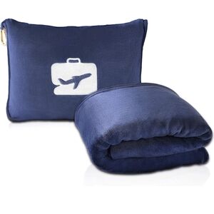 EverSnug Travel Blanket and Pillow - Buttery Soft 2 in 1 Airplane Blanket NWOT